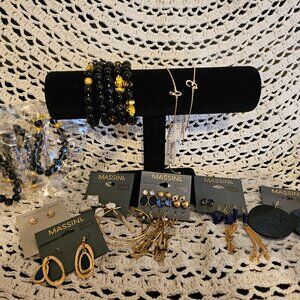 Miscellaneous jewelry lot
